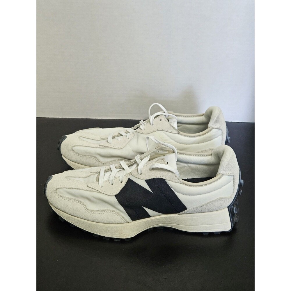 Size 9 B - New Balance 327 Sea Salt